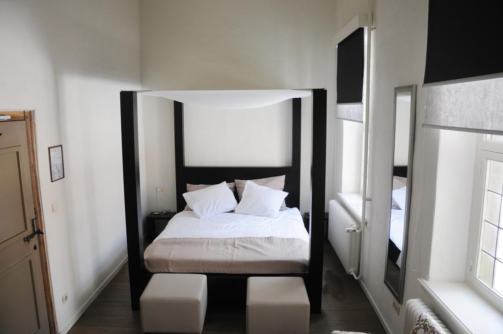 Hotel Klooster Elsendael Боксмеер Стая снимка